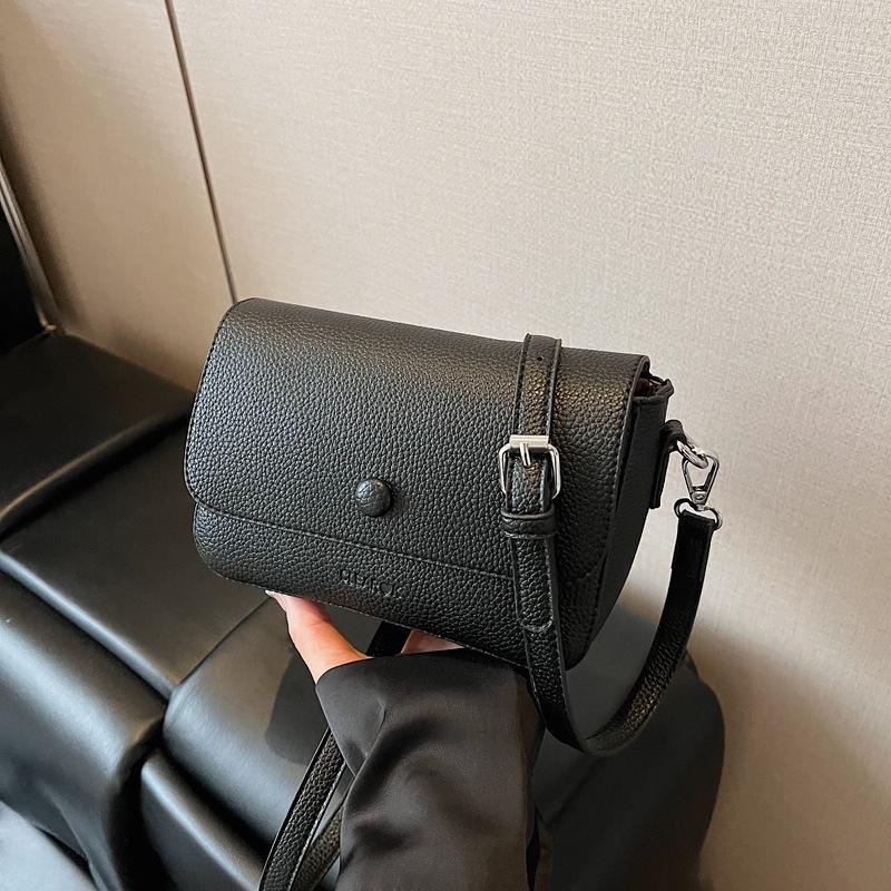 

Summer small bag women s new versatile simple shoulder messenger bag casual small square bag