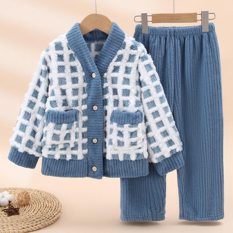 Thickened Flannel Mother-Daughter Suit for Autumn/Winter - Medium & Large Sizes