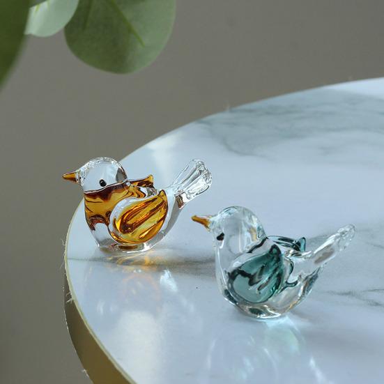 Mundgeblasene Mini-Vogelfigur Handgefertigtes Glas Kleine Vogelstatue Sammlerstück Vogelornament für Wohnzimmer Schlafzimmer Büro Schreibtisch Bücherregal Schrankdeko