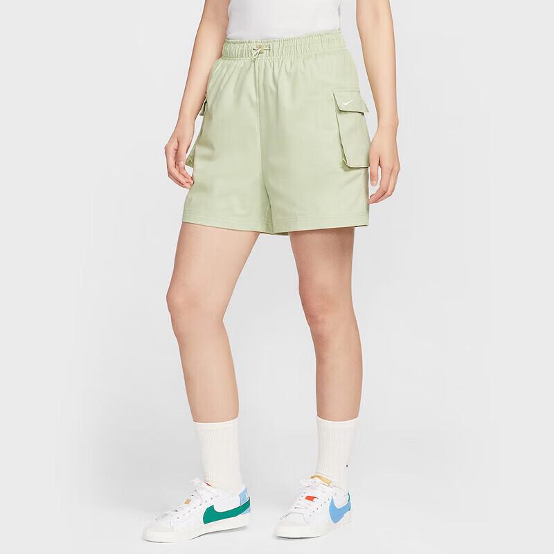 

Женские спортивно-повседневные шорты NIKE M