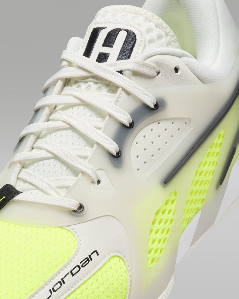 FQ3859-107 Nike Women's Jordan Heir Yellow White (Women's)