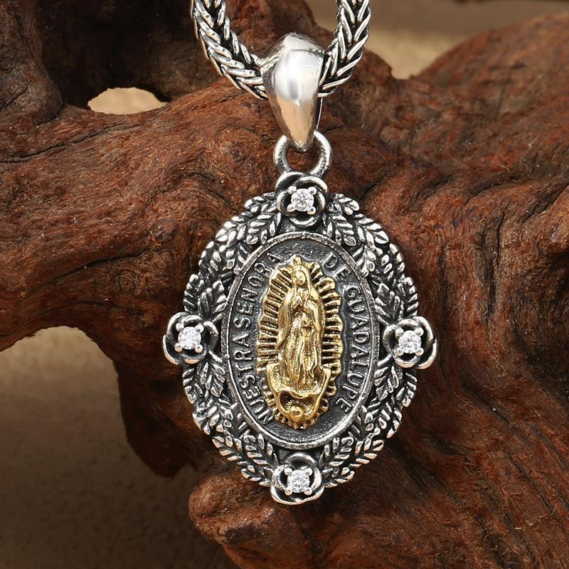 Klassischer katholischer Silberfarbener Anhänger aus Metall mit Jungfrau Maria-Medaille, religiöser Stil, Gebetsamulett-Schmuck