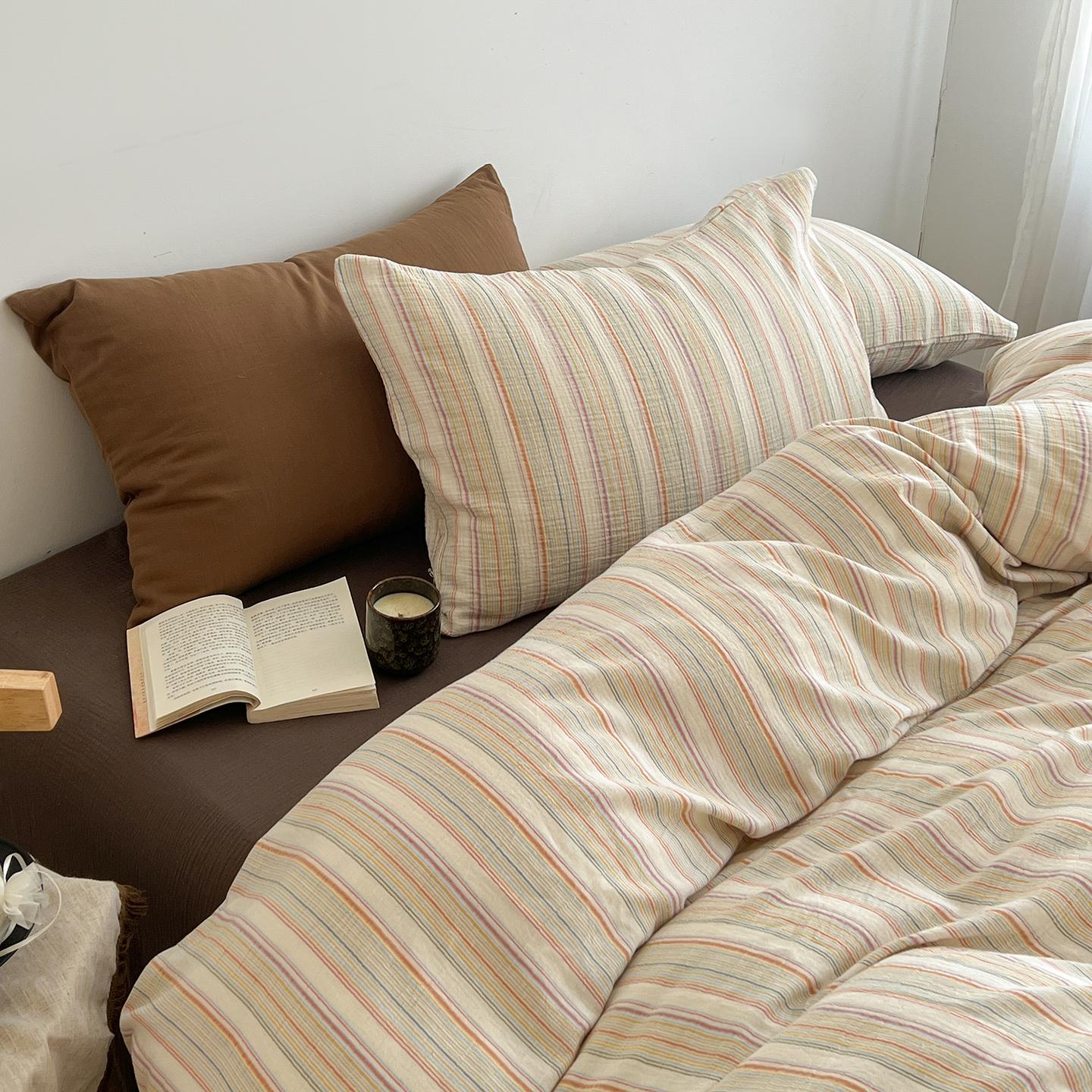 

Постельное белье в корейском стиле в полоску для девочек и мальчиков Комплект постельного белья Мягкое постельное белье с принтом, приятное для кожи Свежее постельное белье Комплект с пододеяльником Декор для дома Flat Bed Sheet&Single 1.2m bed 3pcs