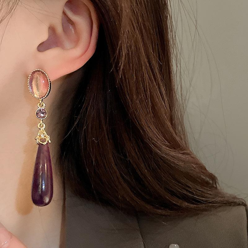 Resin water drop oval earrings fashion light luxury stud earrings new versatile high-end earrings women