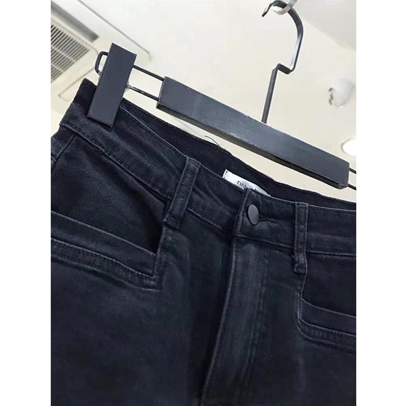 Black Elastic High-Waisted Denim Shorts for Women, Plus Size, Pear-Shaped Hip-Hiding, Slimming A-Line, Summer 2025.