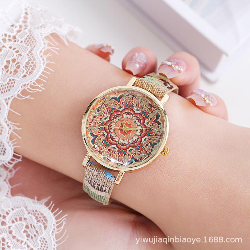

Fashion Quartz Watch For Women, Versatile And Elegant Bracelet Watch One Size бежевый
