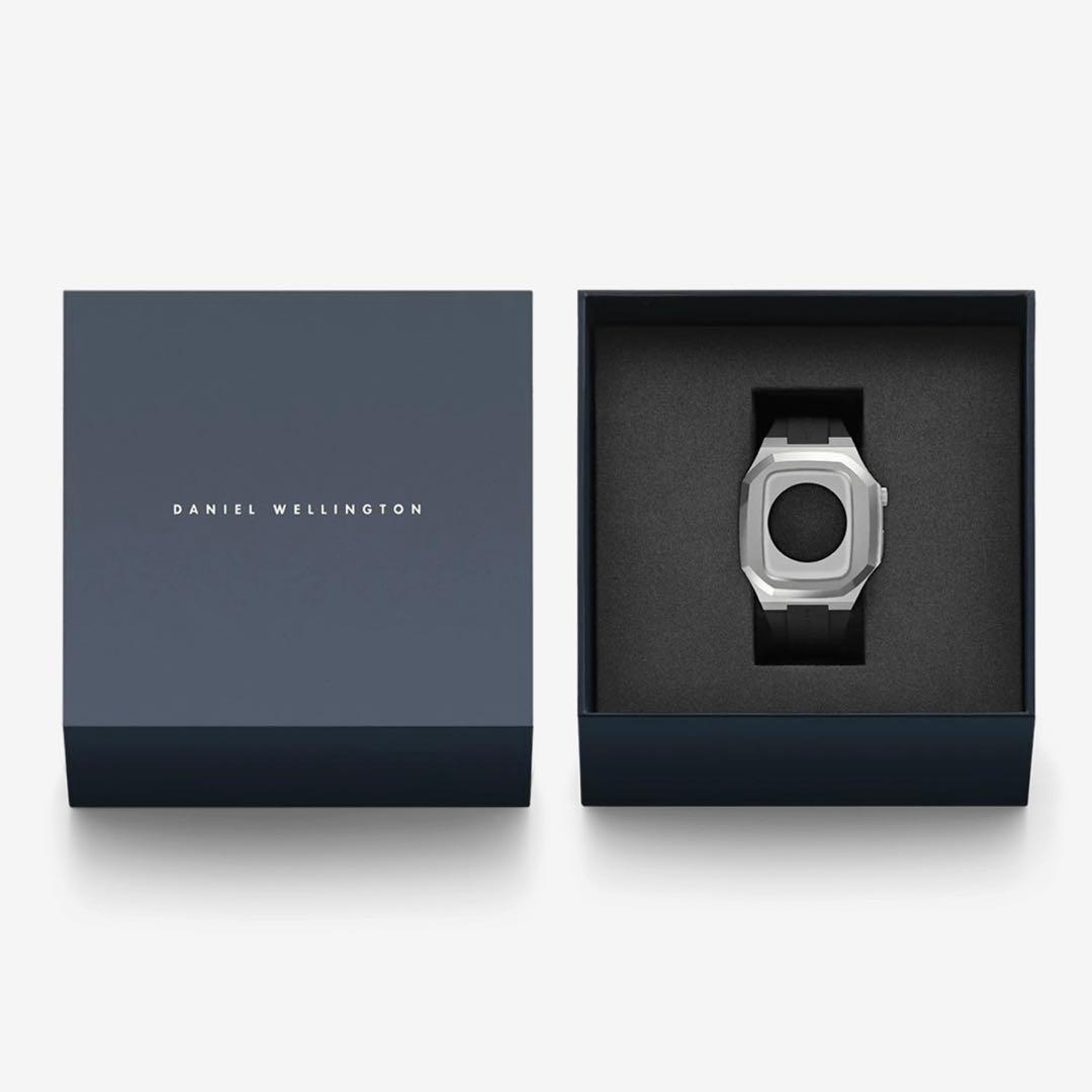 Used DANIEL WELLINGTON Apple Watch Case 40mm