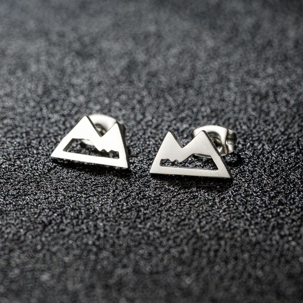 

Shuangshuo 1 Pair Retro Snow Mountain Earrings for Men Minimalist Stainless Steel Peak Shape Jewelry Stud Earrings Climber Gift