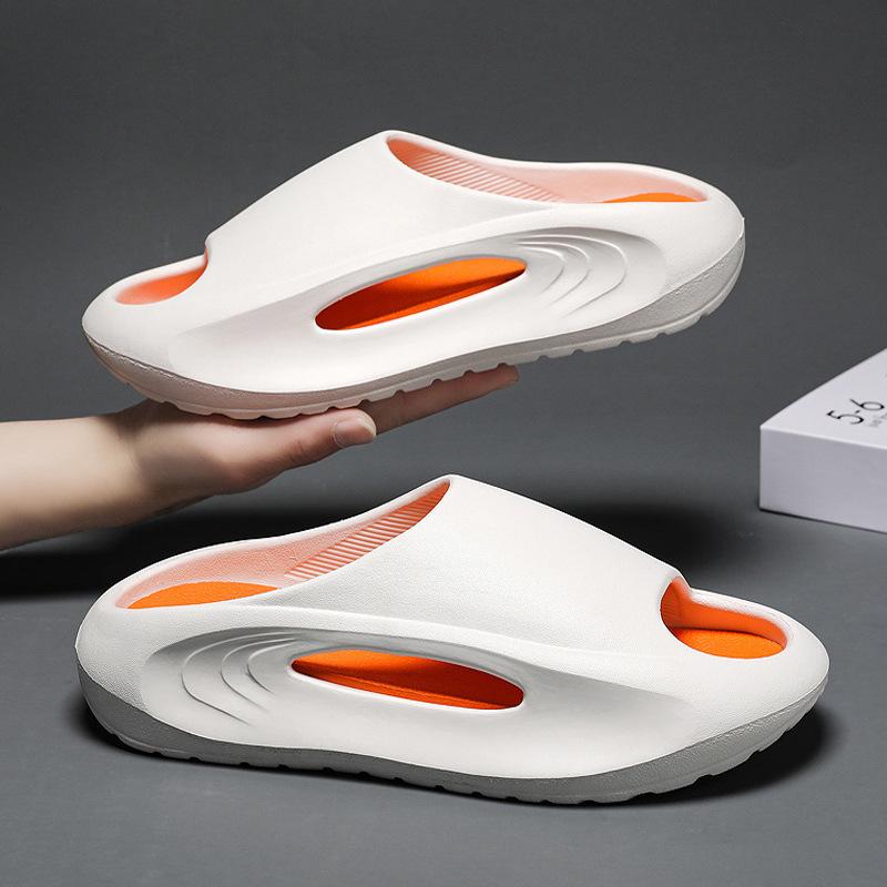 Fashion Men slippers Summer Luxury Sandals men Outside fashion outdoor Casual Beach slippers Breathable Shoes for men Home Slippers2024