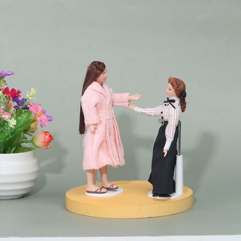 1:12 Miniature Mini Victorian Doll Model Teachers Pajamas Dollhouse Decoration