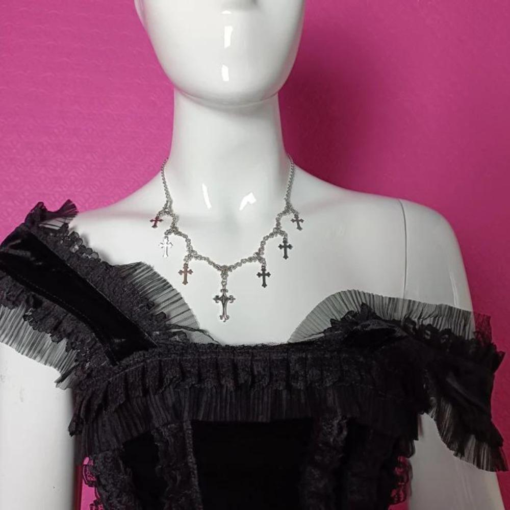 Exquisites Temperament Silberfarbene Kreuz-Multi-Anhänger-Halskette für Damen Gothic Halloween Party Hexe Schmuck Zubehör Geschenke