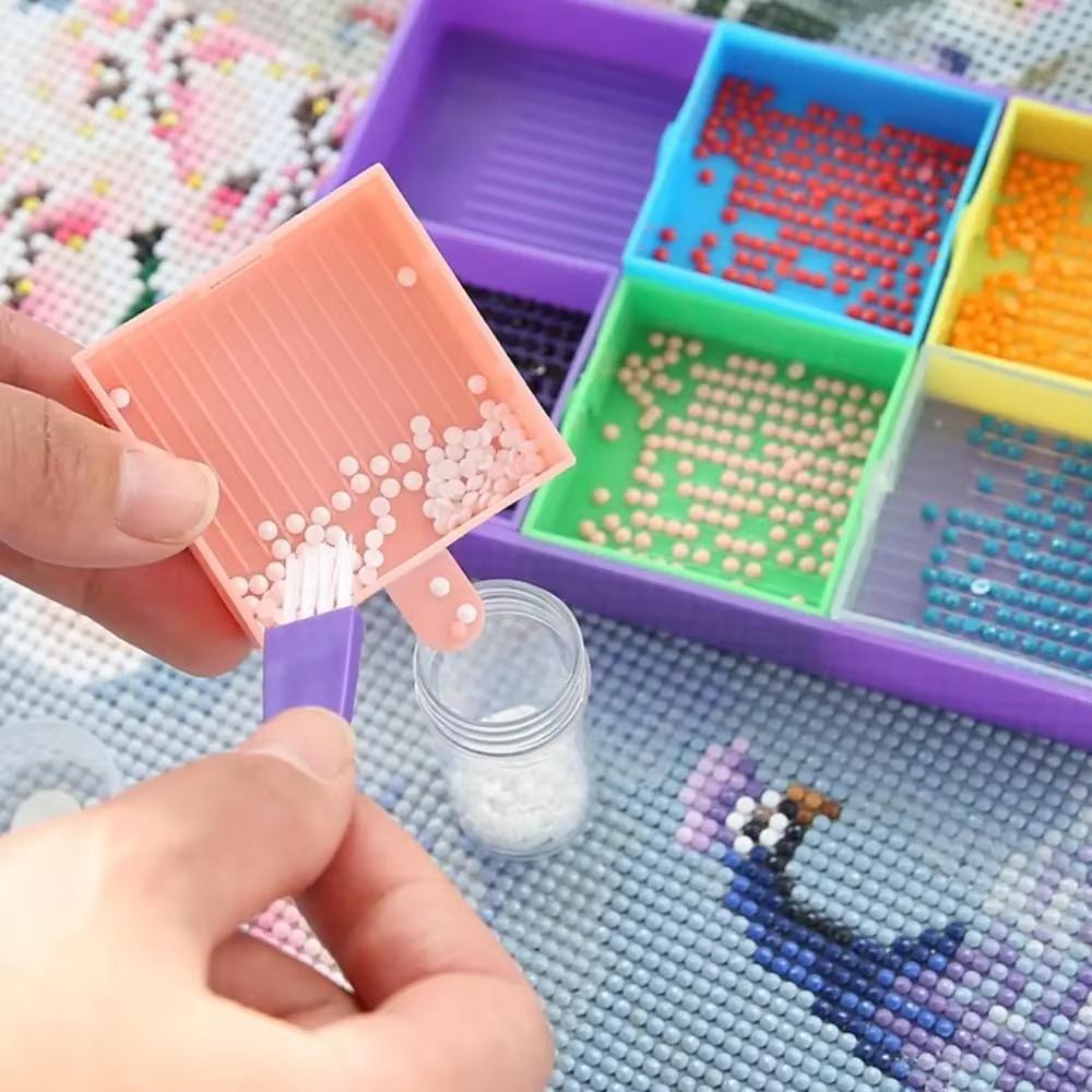Set di Vaschette di Ordinamento per Pittura Diamante con 6 Vaschette Organizzatrici per Perline Scanalate Pennello e Cucchiaio per Arte con Strass Accessori per Artigianato Fai-da-te