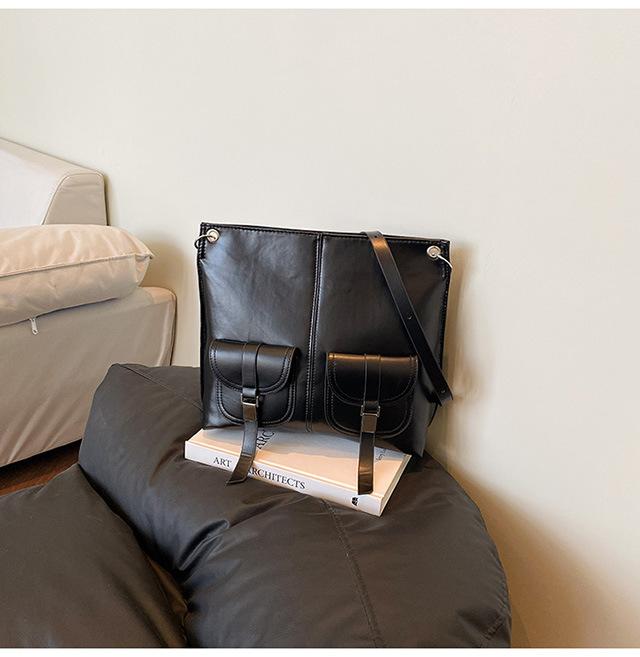 

Locomotive style shoulder bag women s retro fashion versatile high sense work commuter bag large capacity casual tote bag чёрный