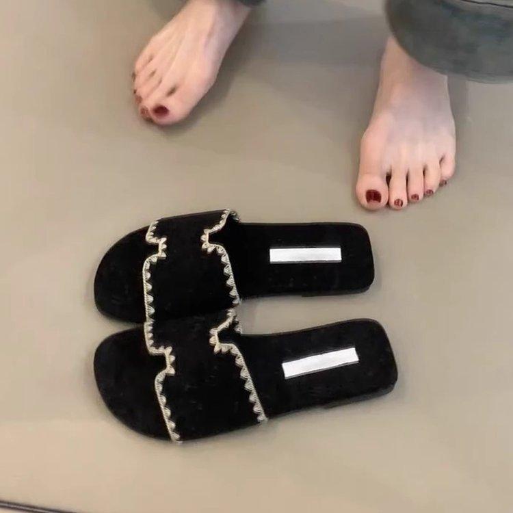 

[Youshilai] Flat-bottomed vacation beach shoes one-word slippers 2025 summer versatile fashion sandals sandals 40