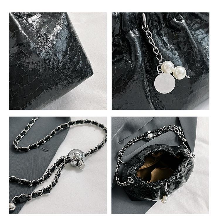 IELGY Women's Glossy Folded Niche Shoulder Chain Crossbody Bucket Bag