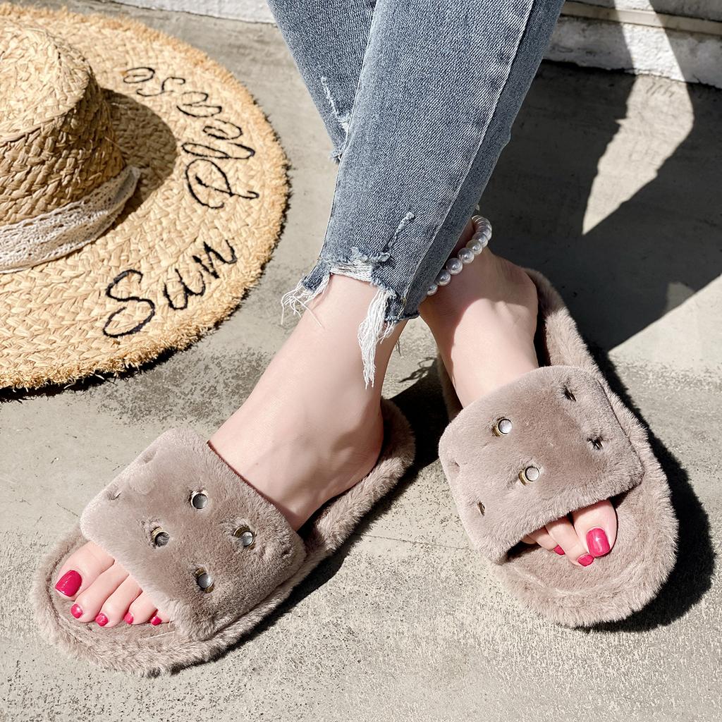 Fashion Slippers Female Slides Warm Short Plush Flat Low Heels Shoes Woman Solid Fur Metal Decoration Women Slippers Plus Size