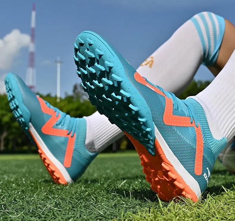 

2025 весна новые спортивные низкие шиповки дышащие футбольные бутсы легкие взрослые игровые тренировочные бутсы одинаковые для мужчин и женщин 45