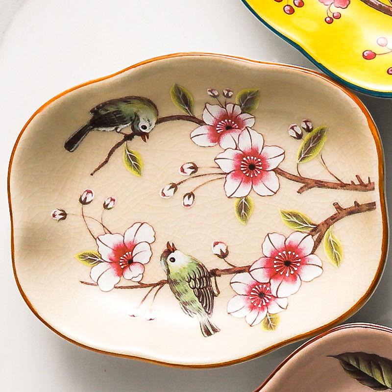 Creative Painted Flowers Ceramic Soap Dish Toilet Hand Wash Soap Dish Bathroom Accessories Hotel Bathroom Soap Dish Storage Tray