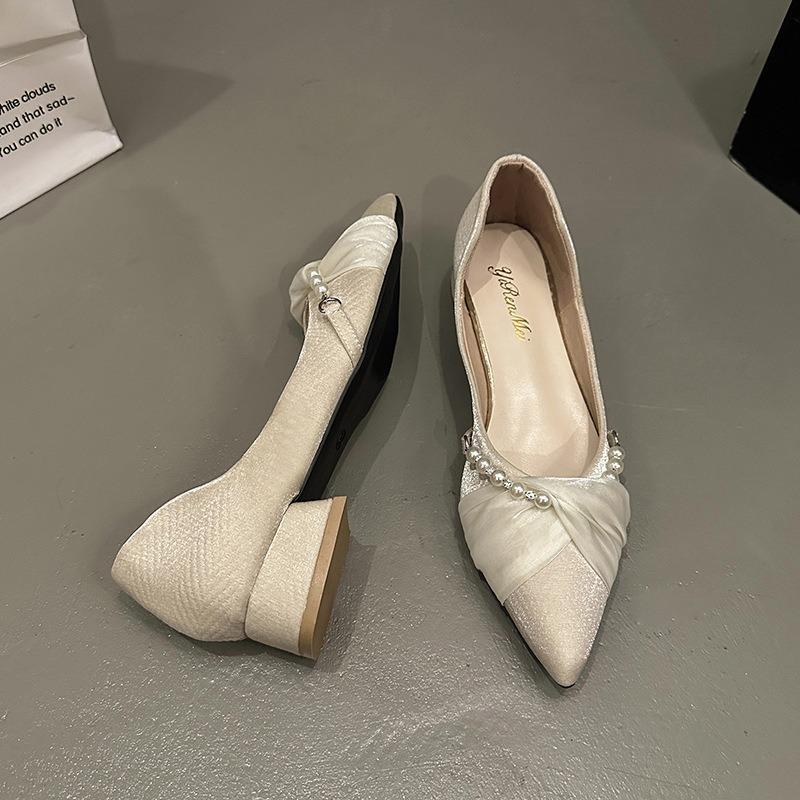 Pearl Bow Pointed Soft Sole Ladyshoes Single Shoes Women's Spring and Summer New Versatile Light Mouth Gentle Shoes