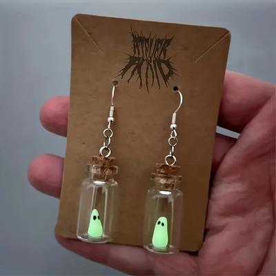 1 Par de Pendientes Luminosos de Halloween que Brillan en la Oscuridad - Encanto Gótico Estilo Colgante de Dibujos Animados para Mujer