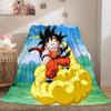 1pz Coperta in Flanella con Stampa Son Goku, Alta Qualità per Tutte le Stagioni, Decorazione per la Casa, Calore e Comfort, Perfetta per Regali di Natale