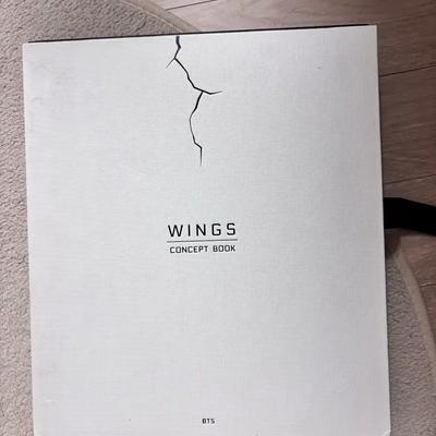 Bts (Bangtan Boys) Wings Concept Book Gebraucht