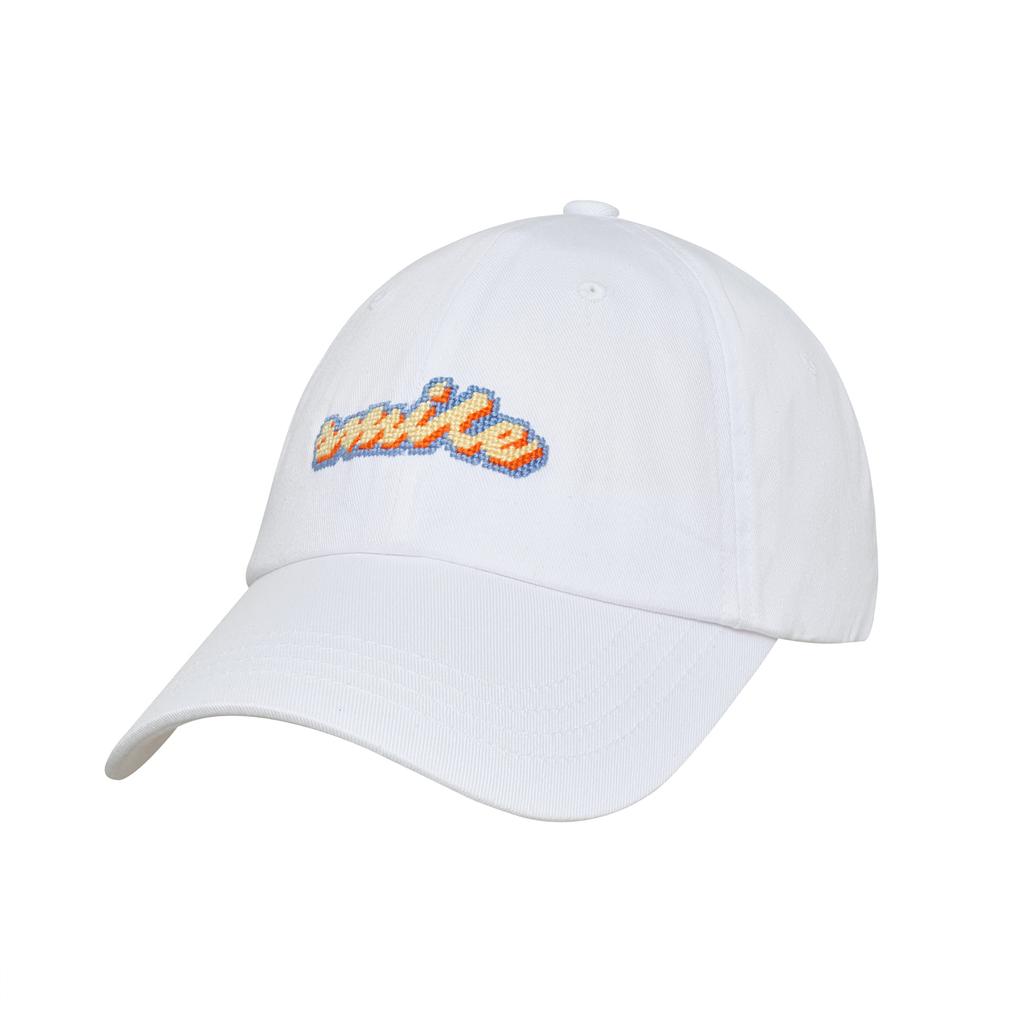 LOLONG Smile Needlepoint Hat (White)
