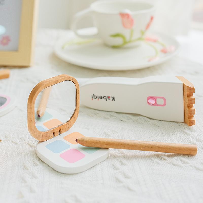 Wooden Pretend Play Makeup Toys Simulation Cosmetics Set Girls Play House Hairdressing Simulation Make Up Preschool Toys