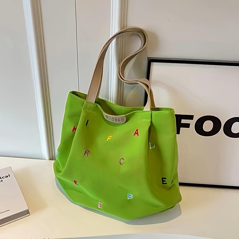 Women'S Fashion Tote Bag with Wristlet, Large Capacity Shoulder Bag, Zip Closure, Trim, Casual Style for Students
