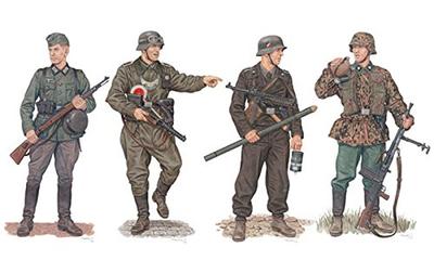 Platz WWII German Army Advance West Western Front 1940 Plastic Model DR6703 1/35
