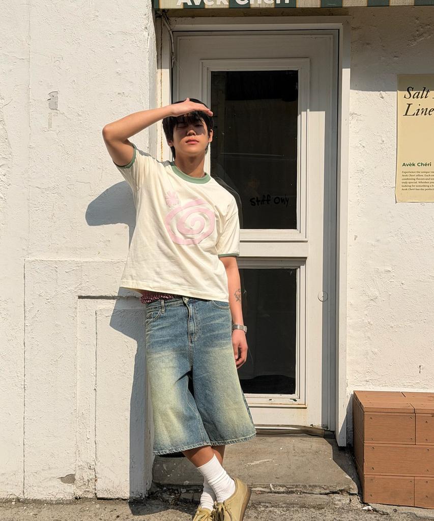 AMOU Molly Ringer T-Shirts Ivory