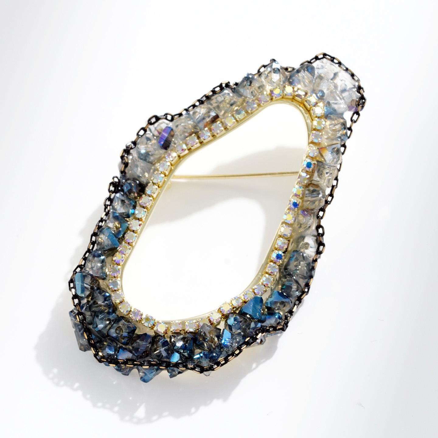 Bo Xin Yun Blue Crystal Geometric Brooch – Designer Lapel Pin and Scarf Buckle Accessory.