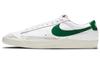 Blazer Low 77 Kieferngrün DA6364-115