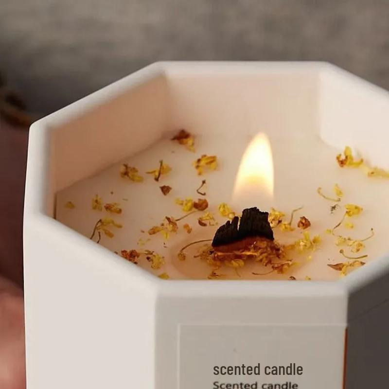 Osmanthus & Jasmine Scented Candle