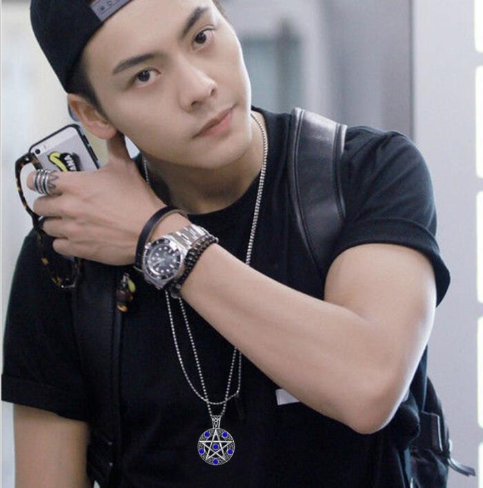 Collier Hip-Hop pour Homme Étoile à Cinq Branches Acier Titane