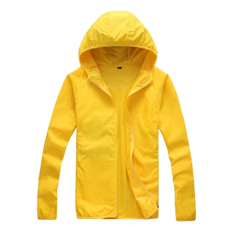 Herren Frühling und Sommer Dünne Abschnitt Kapuzen Plus Size Hautmantel Leichter Abschnitt Outdoor-Sport Sonnenbekleidung