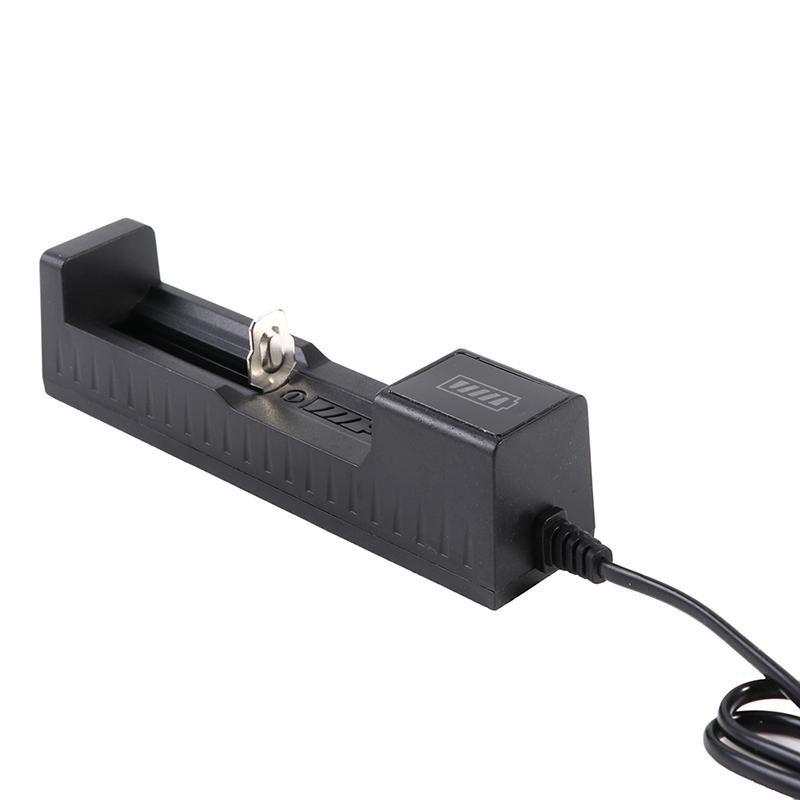 18650 1 Slot Smart Charge Safe Fast Charge Li-Ion Rechargeable Battery Charger