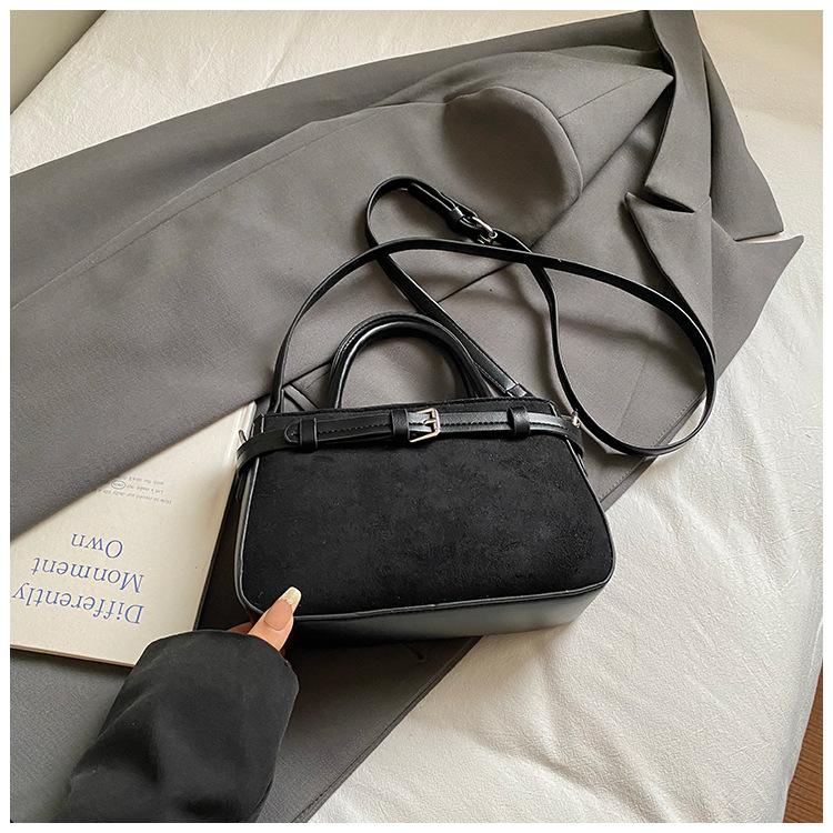 Vintage matte suede portable bucket bag women's bag 2025 new fashion high-end commuter bag shoulder messenger bag