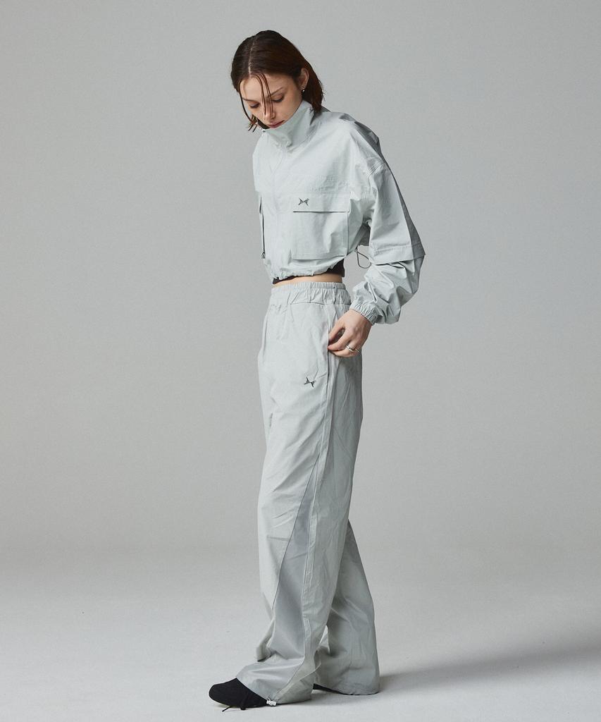 Kitty Pottery Symbol Crop Windbreaker Charcoal