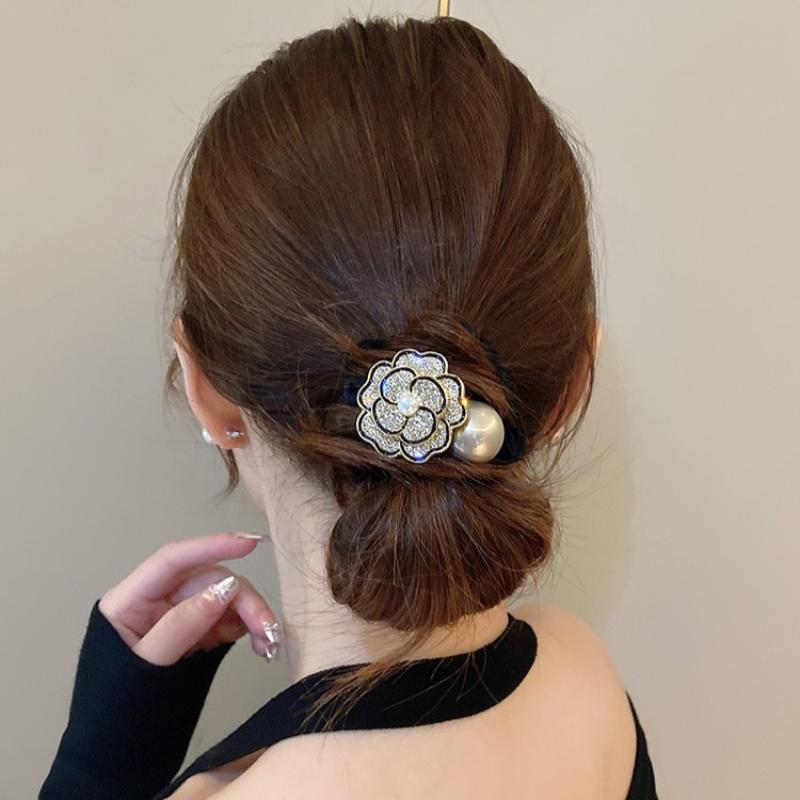 White/Black Hair Accessories, Elegant Camellia Fabric Hair Bands And Hair Accessories