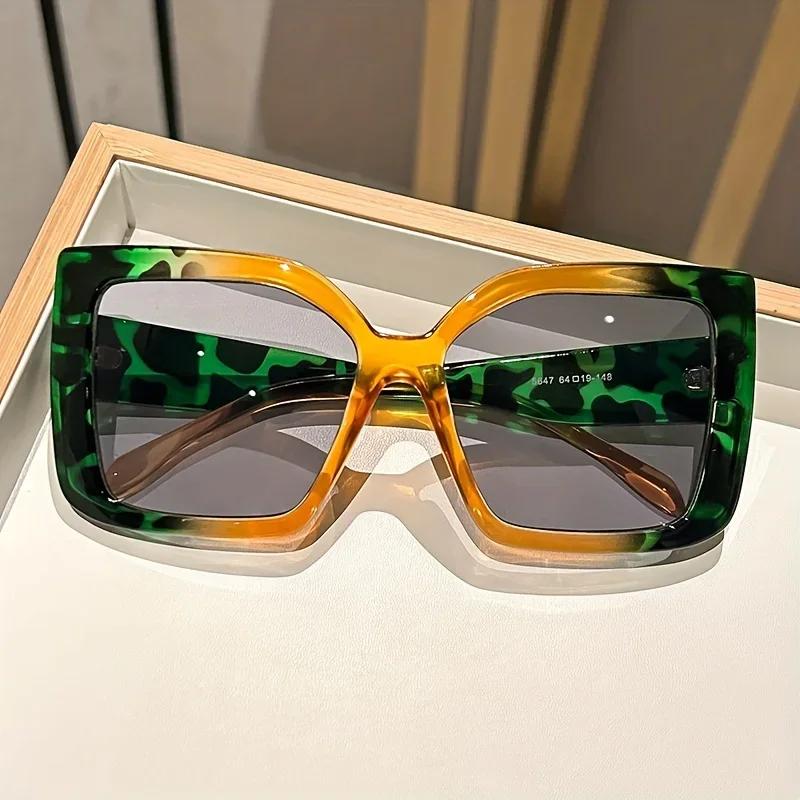 New Large Frame Oversized Square Sunglasses with Gradient Lenses Versatile Color Contrasting & Leopard Print Frames Glasses