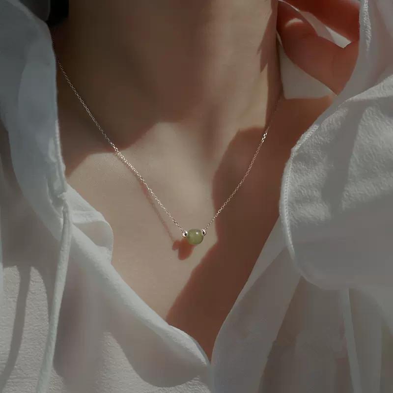 2022 Women's Green Hetian Jade Clavicle Chain - Light Luxury, Versatile Necklace