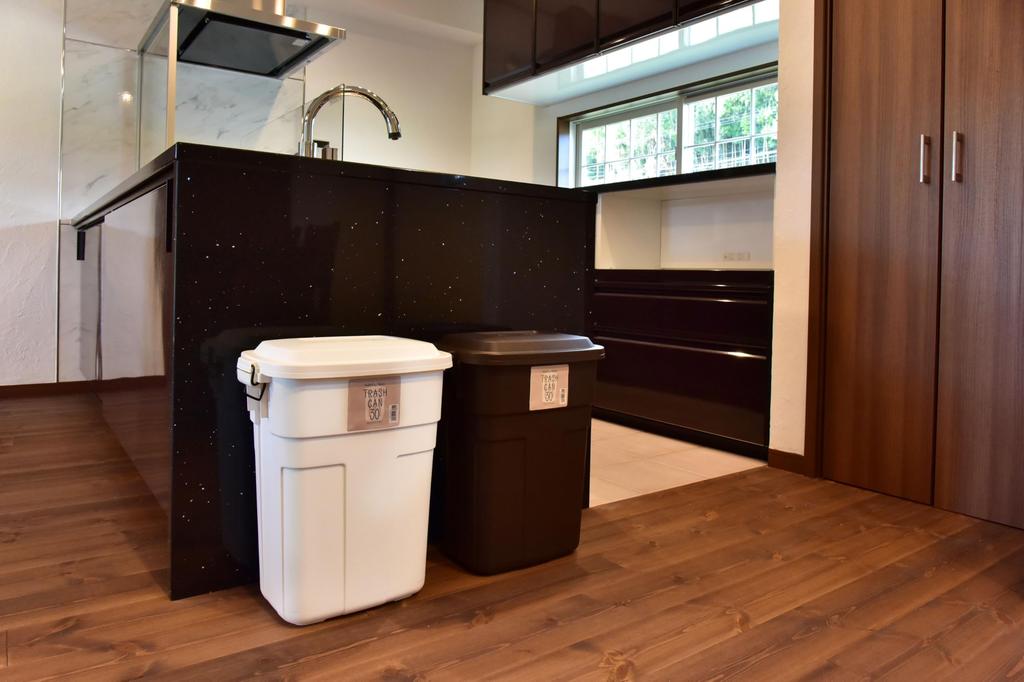 AZUMAYA Trash Can, 30L, Brown