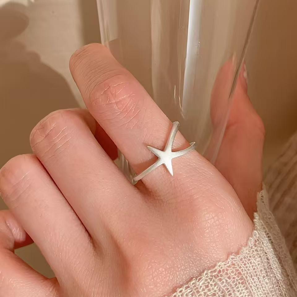 Female Niche Light Luxury Starfish Ring