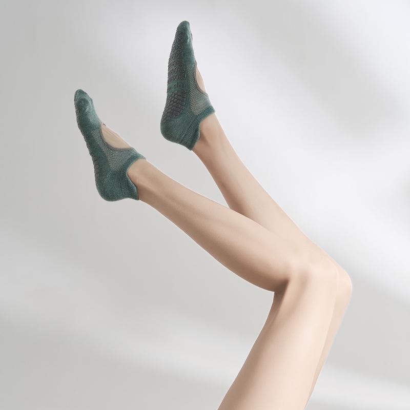 2025 Anti-Slip Women's Yoga & Pilates Socks - Spring/Summer Silicone Grip