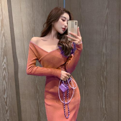

Autumn and winter new multi-color long-sleeved light and mature sexy cross one-word shoulder collarbone slim-fitting knitted long primer dress One size дубильна кора