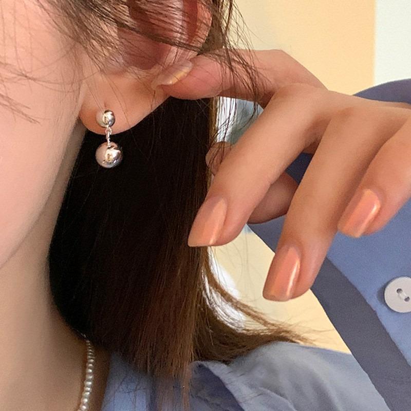 Pearl Earrings Women's High-end Earrings Ear Jewelry High-end Stud Earrings Niche Design Light Luxury