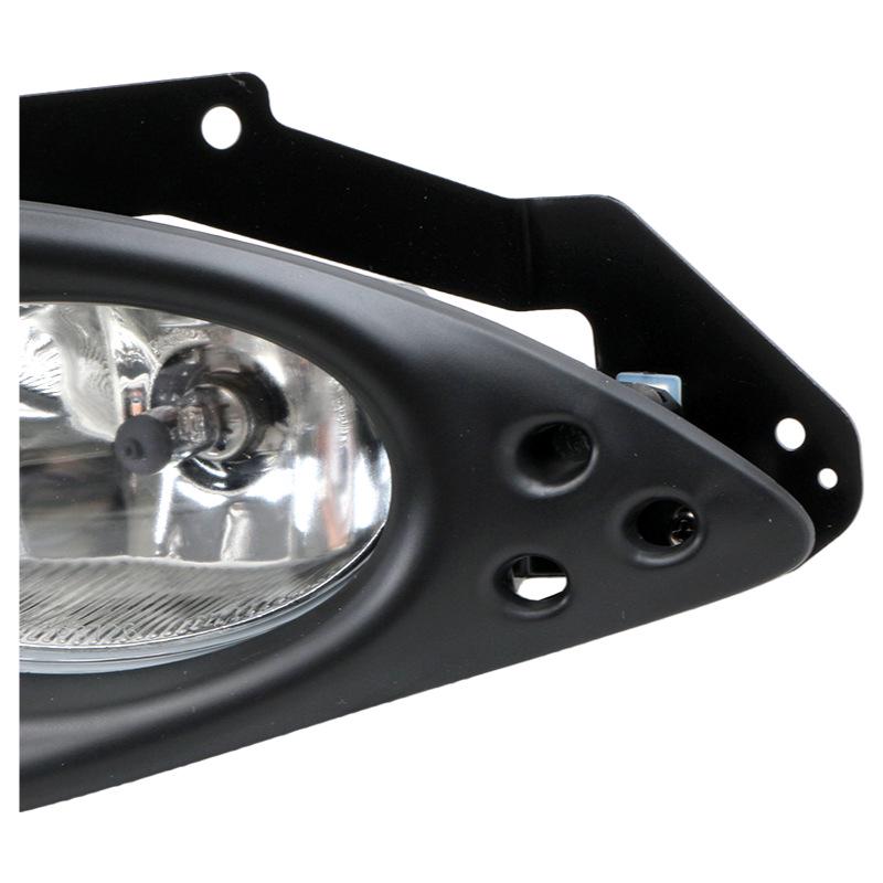 Front and fog lights for Honda Freed 2009-2011 models, including front bumper lights.