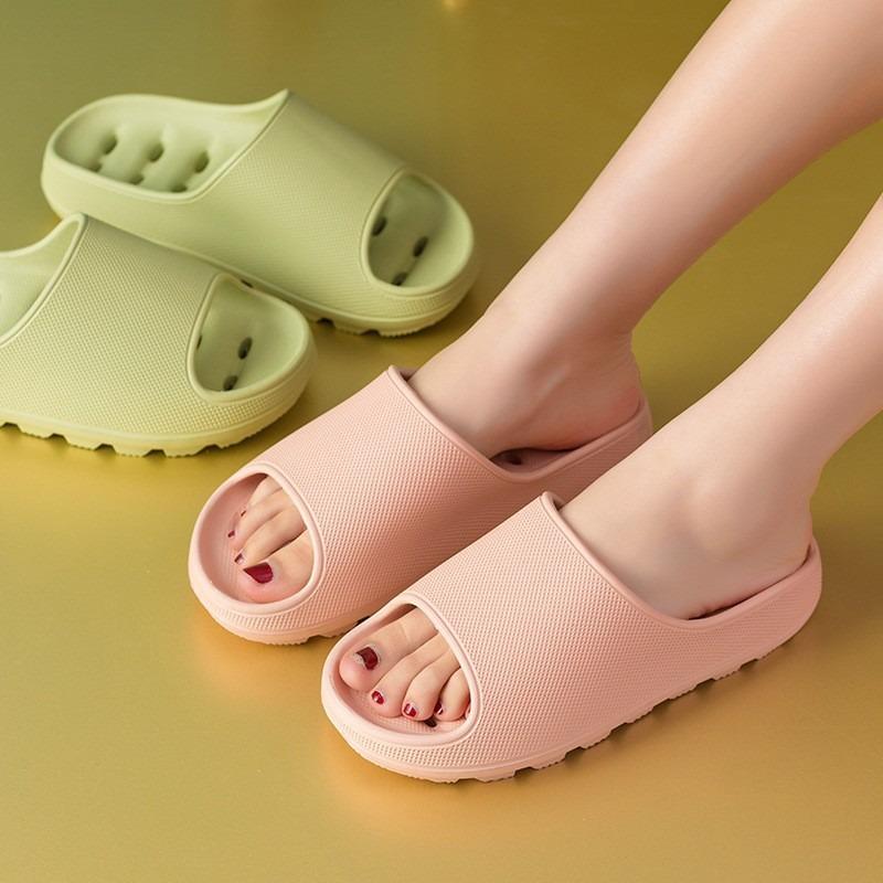 Thick bottom bath bathroom slippers men's summer home indoor soft bottom home quick drying water leakage hollow cool slippers women