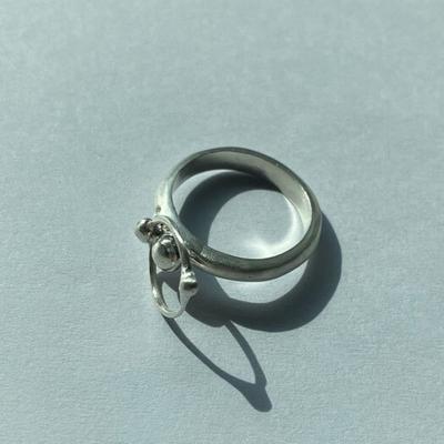 Vacactsilver Planet Ring
